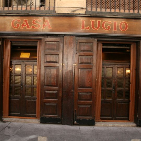 Casa Lucio