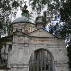 Ограда с воротами (Палищи)