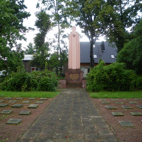 Sowjetischer Ehrenfriedhof in Calau