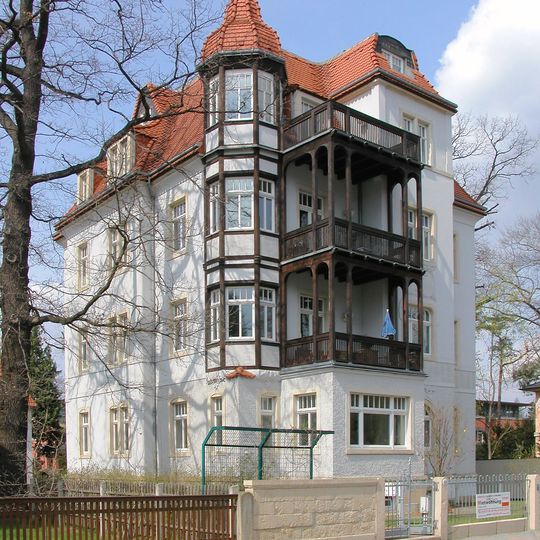 Glasewaldtstraße 12