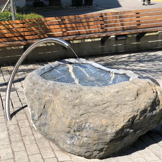Brunnen vor dem Pfarreizentrum St. Konrad