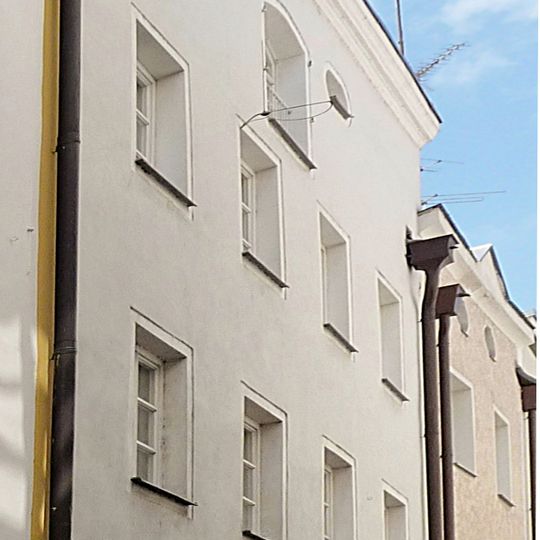 Wohn- und Geschäftshaus