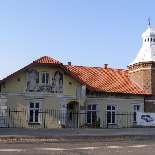 Dom artysty rzeźbiarza Andrzeja Lenika