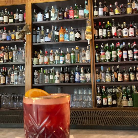 La Santa Wine & Spirits