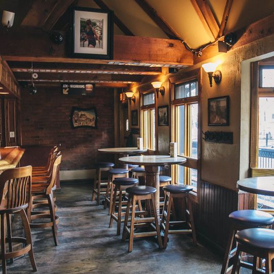 Kensington Pub