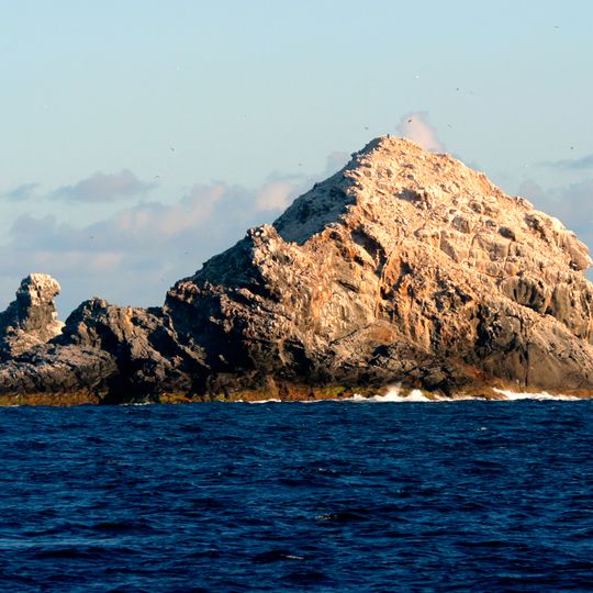 Gardner Pinnacles