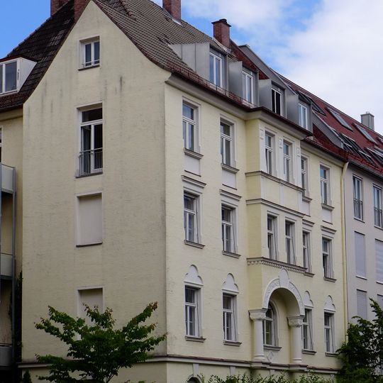 Mietshaus
