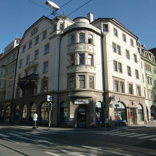 Adamgasse 9, Innsbruck