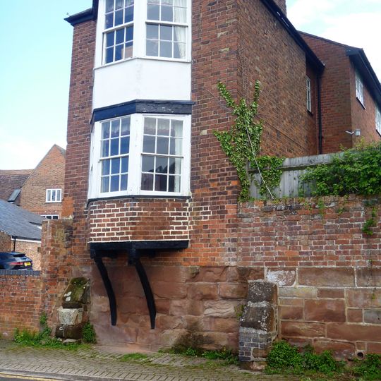Gazebo To Garden Of Number 51  Gazebo To Garden Of Number 51 High Street