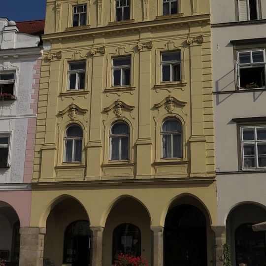 Náměstí Míru 137