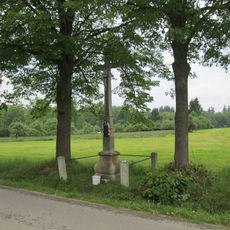 Kříž jižně od Červené Lhoty