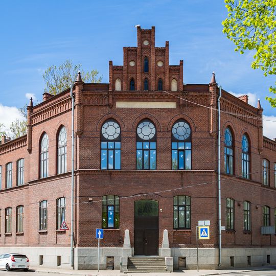 Education building on Vyborgskaya Street, 25 in Vyborg