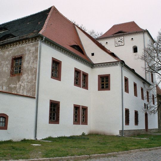 Einzeldenkmal der Sachgesamtheit Schloss und Kirche Altranstädt: Kirche und Einfriedung des Kirchhofs Am Schloss 2