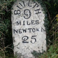 Milestone on A483