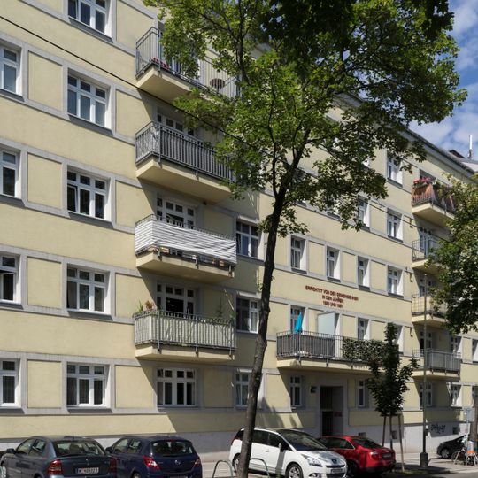 Wohnhausanlage der Gemeinde Wien Wolfganggasse 54