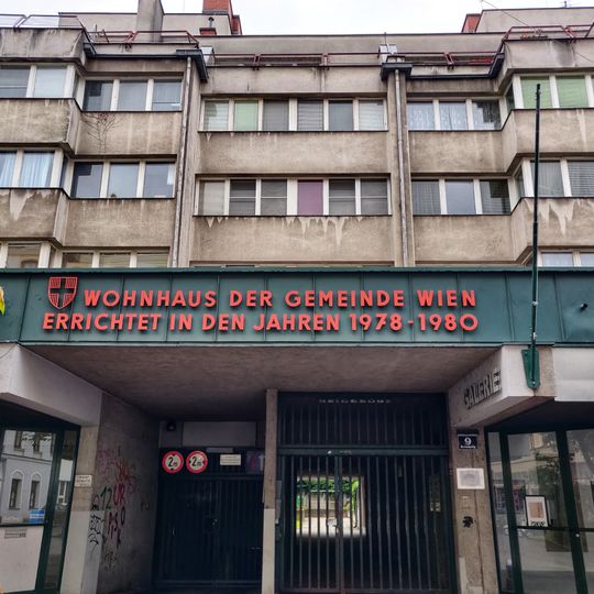 Gemeindebau Reindorfgasse 9