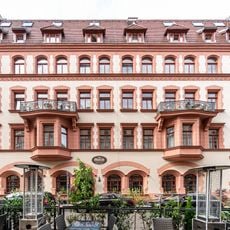 Wohn- und Geschäftshaus Ratsfreischulstraße 3