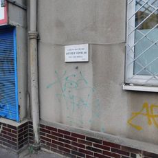 Pamětní deska Antonína Homolky na domě Budějovická 559/72 v Praze