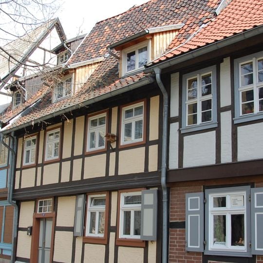 Neustädter Kirchhof 9