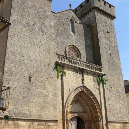 Église Saint-Laurent-et-Saint-Front de Beaumont-du-Périgord