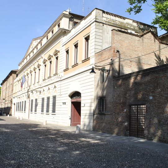 Palazzo Scola Camerini