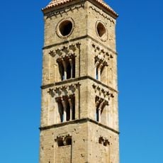 Tour romane de Puissalicon