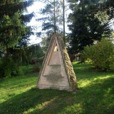 Plastika ve Dvorci v Rožmitálské ulici