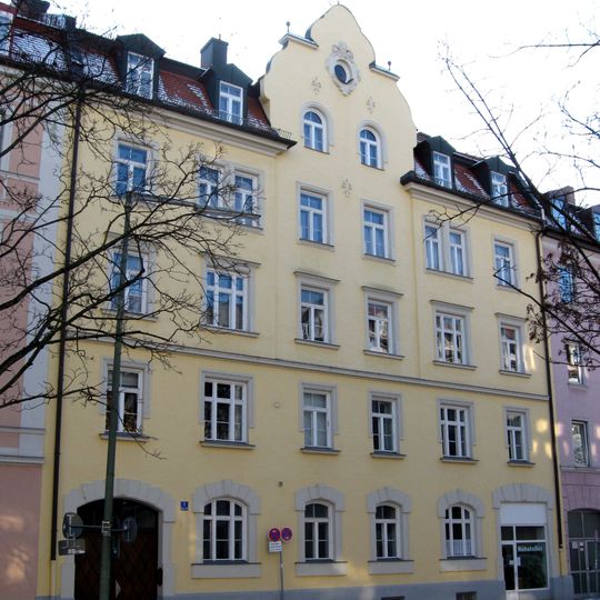 Mietshaus