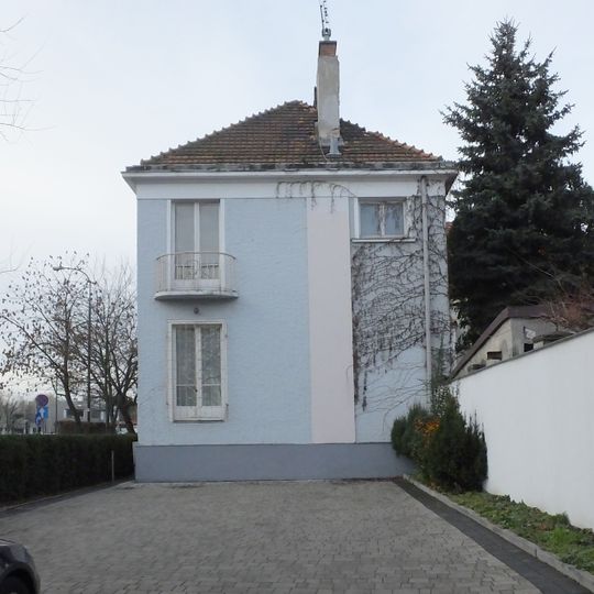 Dom przy ulicy Jesionowej 2