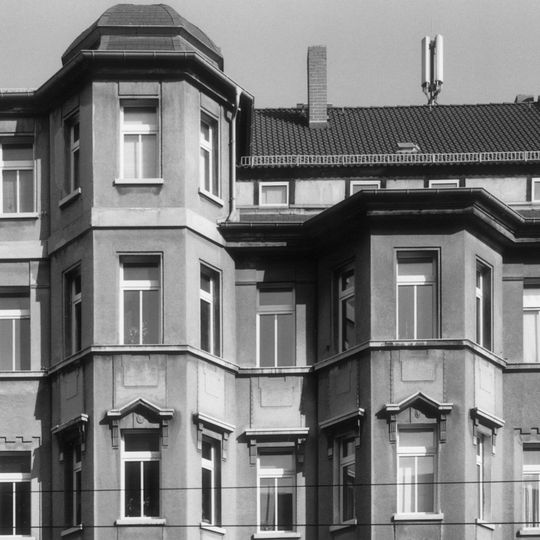 Mietshaus Georg-Schumann-Straße 132