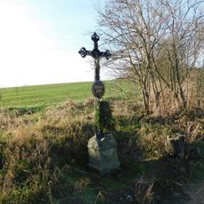 Kříž u polní cesty severozápadně od Domašína