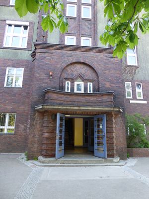 Entrance 1