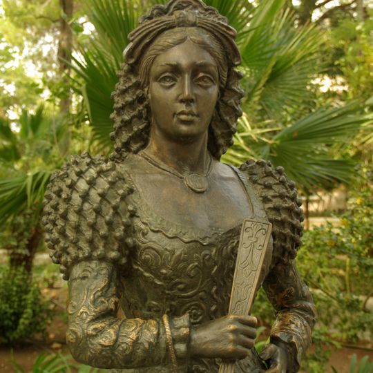 Statue of the Dama Goyesca, Ronda