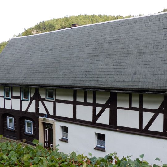 Friedrich-Engels-Straße 19