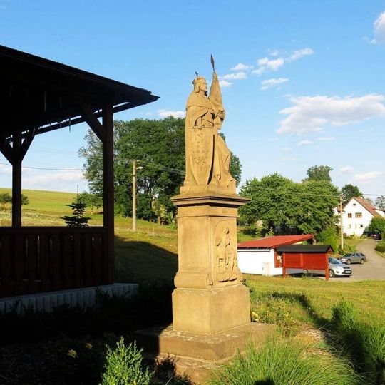 Socha svatého Václava u obecního úřadu ve Svojku