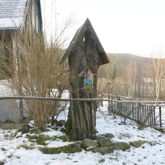 Obrázek u domu 65 v Bílém Potoce