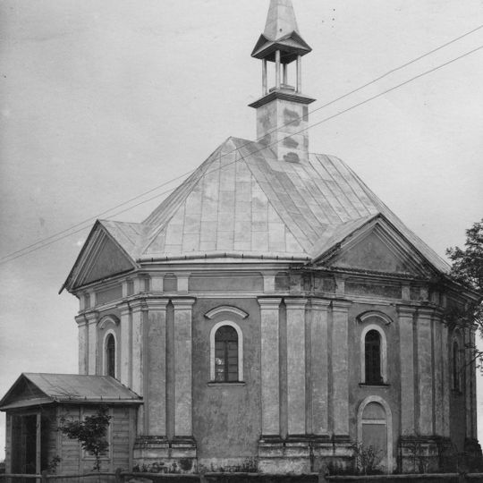 Parafia śś. Apostołów Piotra i Pawła w Iwacewiczach