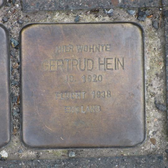 Stolperstein en memoria de Gertrud Hein