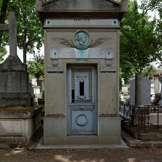 Grave of Lavallée