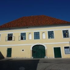 Bürgerhaus und Wirtschaftsgebäude