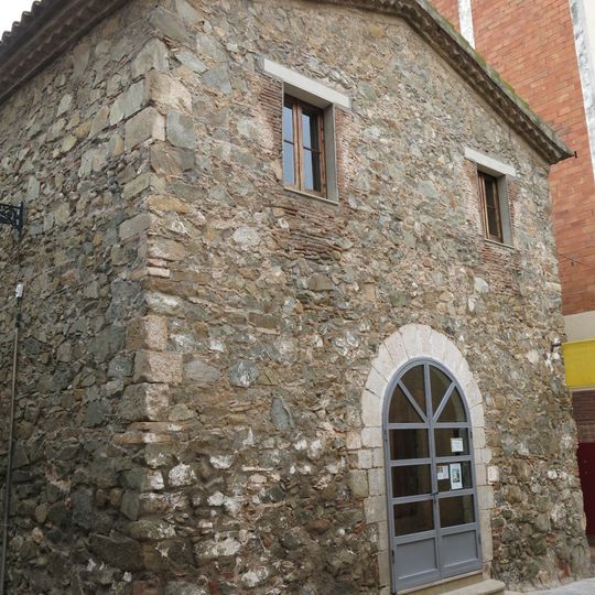 Masia al carrer Nou, 6