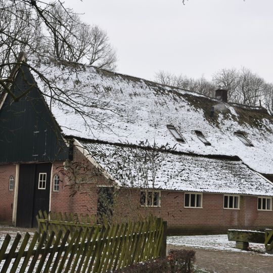 Boerderij met achterbaander, hooischuur met schaapskooi