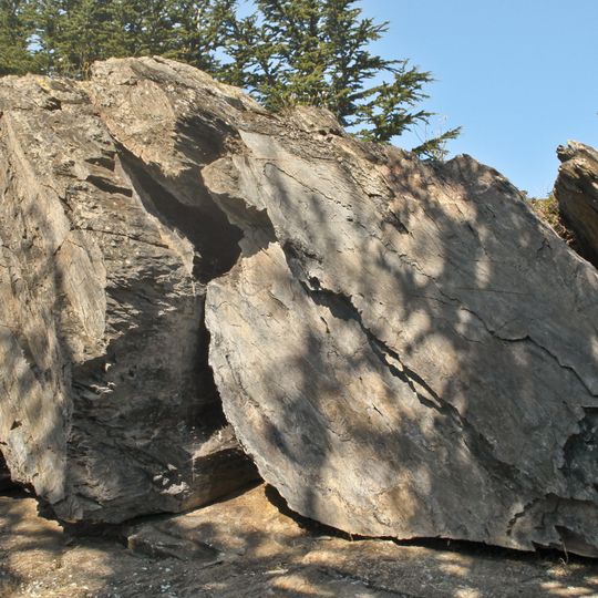 Rocher gravé de Fornols