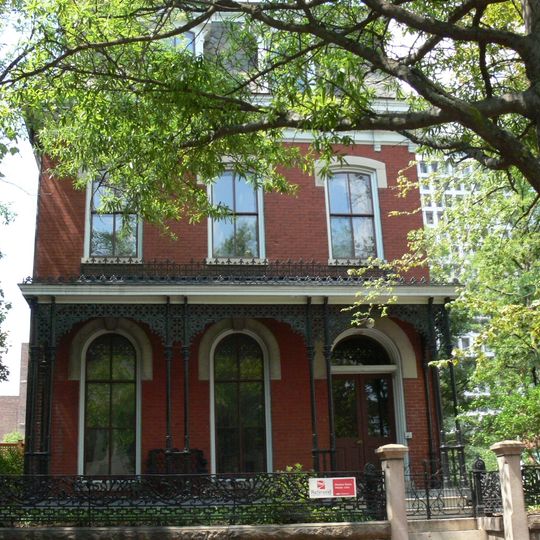 Decatur O. Davis House