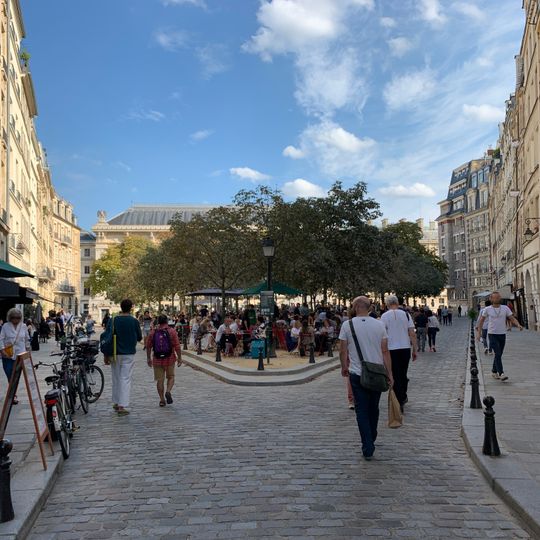 Square de la Place-Dauphine