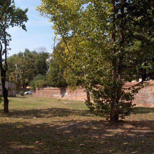 Flood protection wall, Hódmezővásárhely