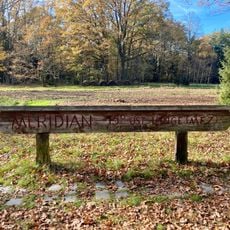 Holztafel 15. Meridian Ost Blockheide