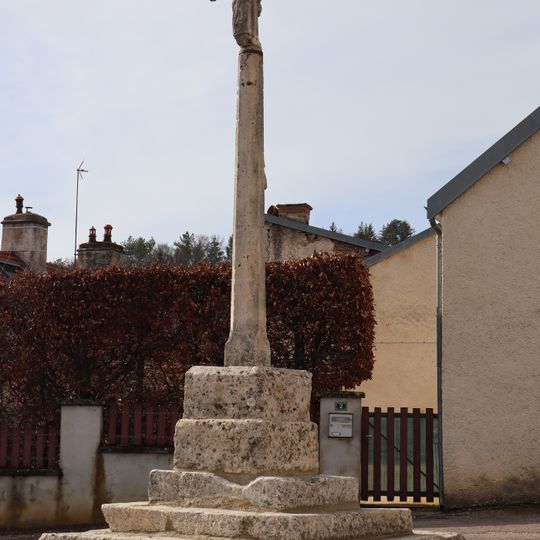 Croix du bourg de Léry