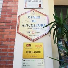 Museo di apicoltura Guido Fregonese