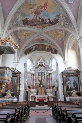 Interior 2